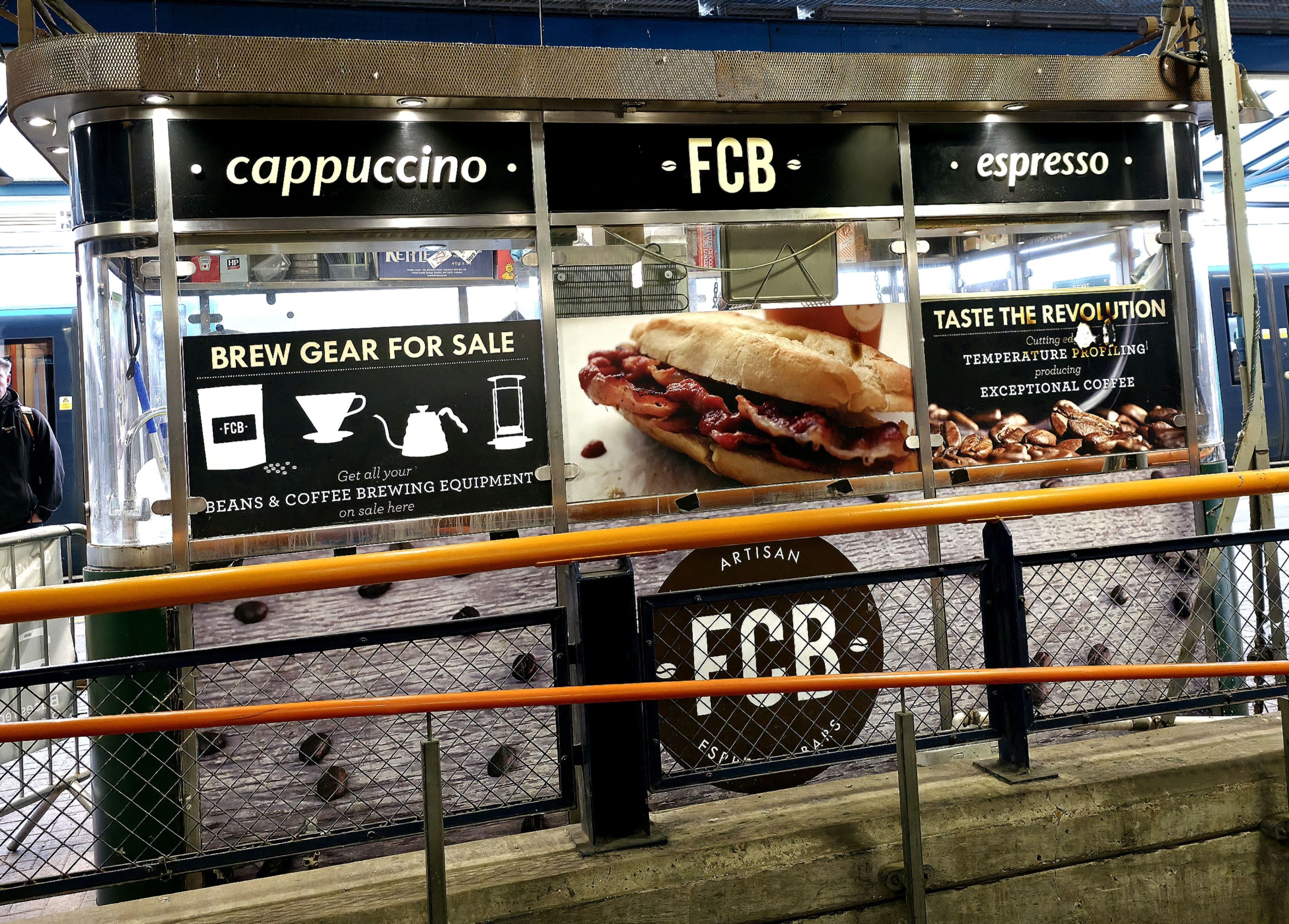 Photo of FCB Coffee Hut, Guildford Stationn. Photo taken in September 2026 by Baldi, A.K.A Amonn AL-Mahrouq