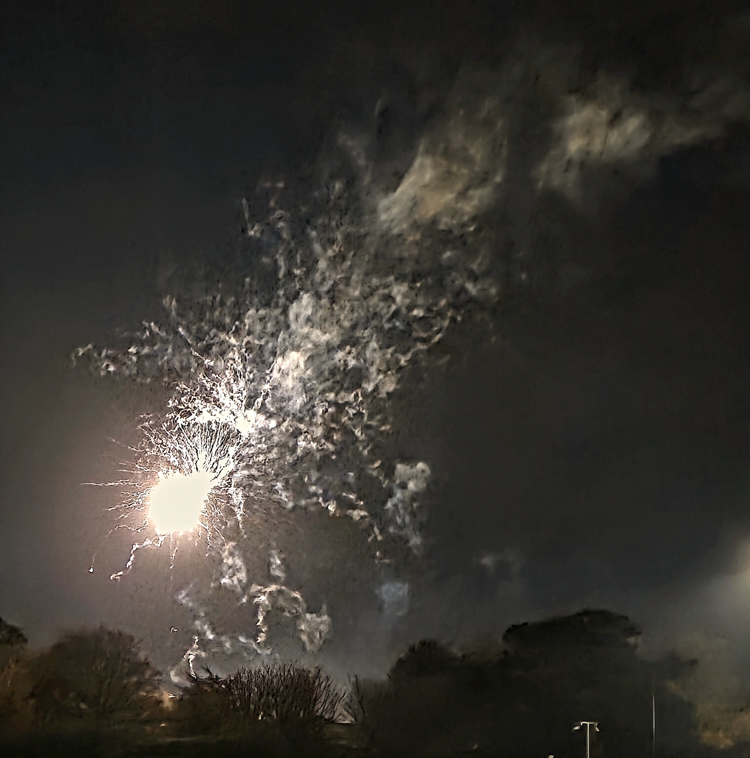 Another inspiring photo celebrating November 5, Fireworks Display, taken by Amonn AL-Mahrouq