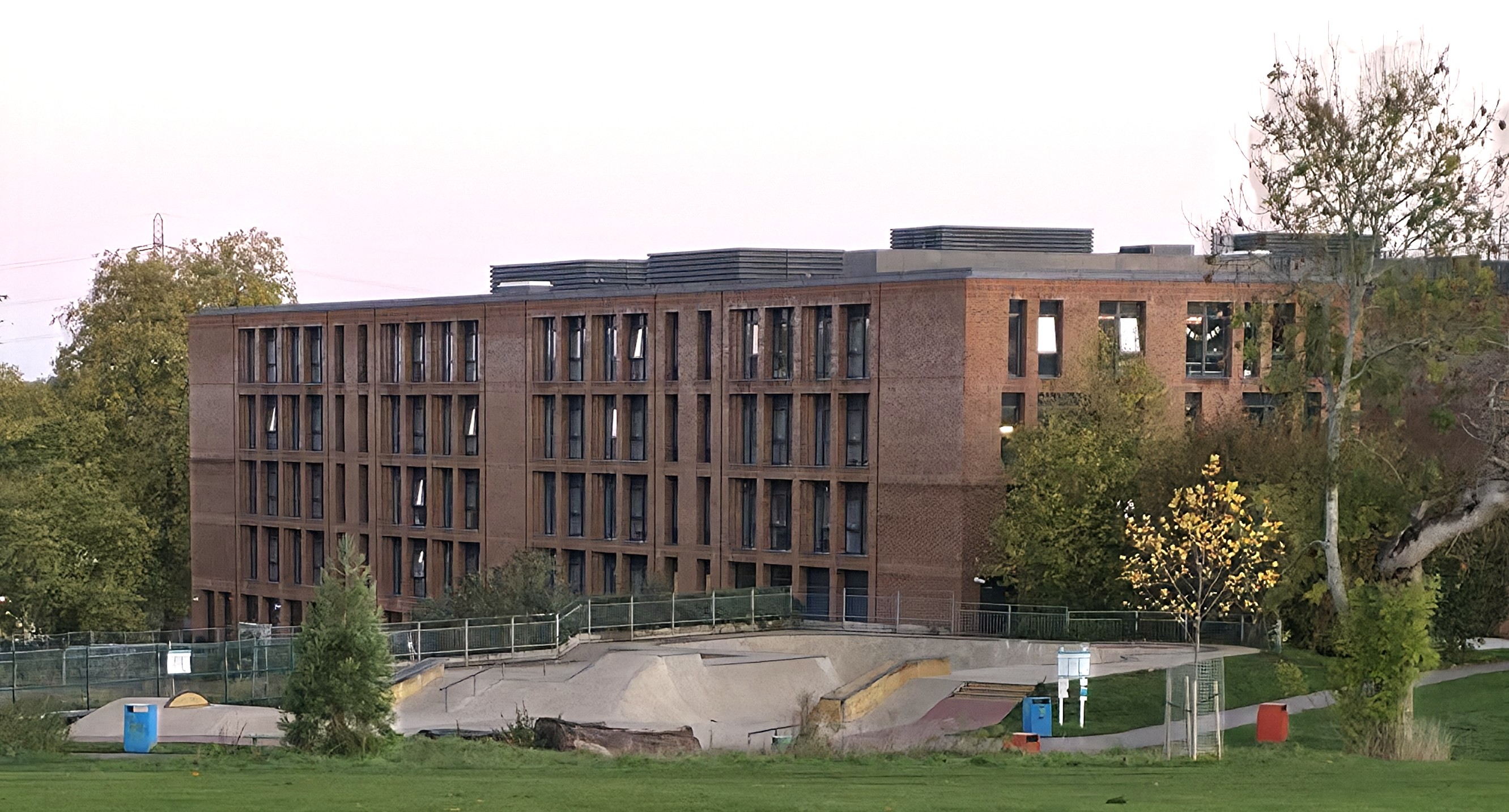 Photo of Guildford College, Surrey, United Kingdom signification Baldi's continuation of his Udemy Courses, photo taken by Amonn AL-Mahrouq